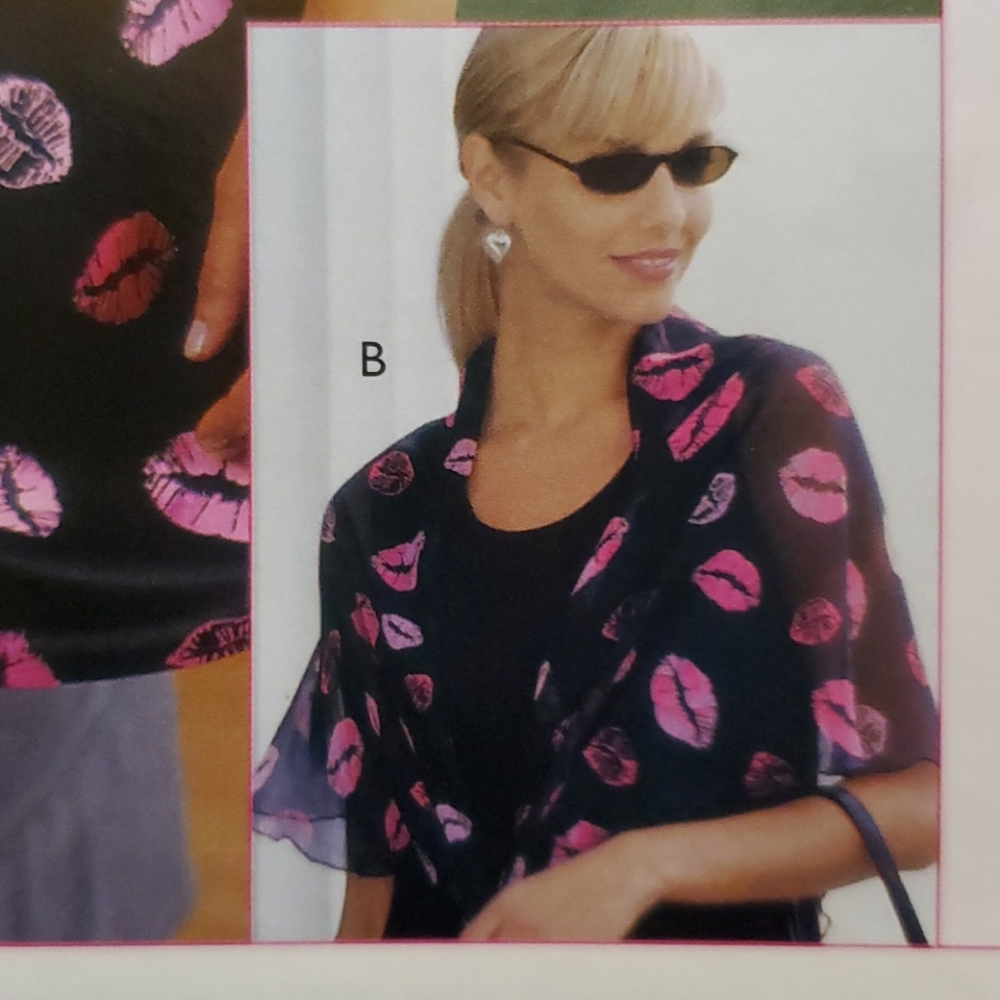 Petra Fashions Kiss and Tell Scarf